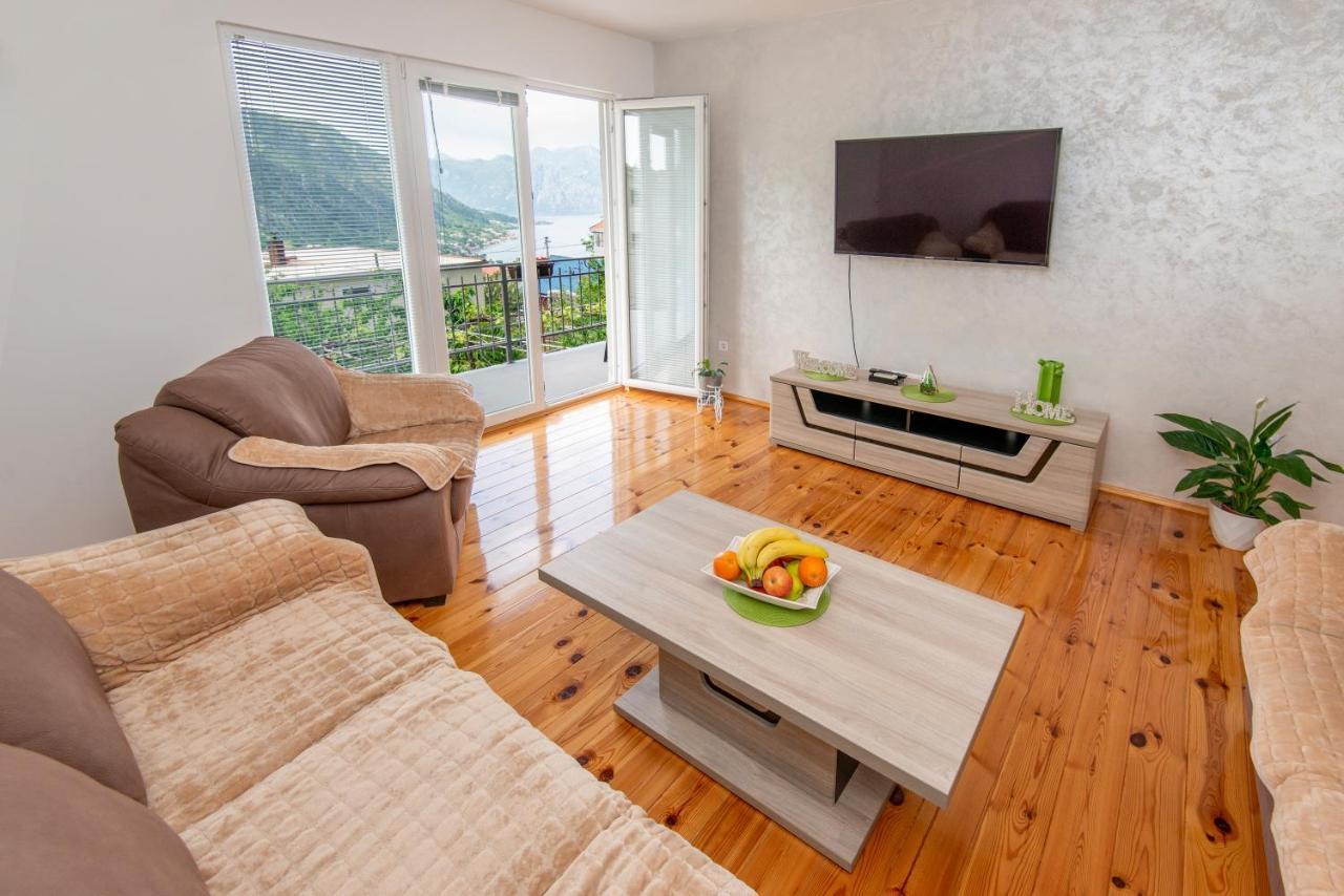 Apartment Galiot Kotor Extérieur photo